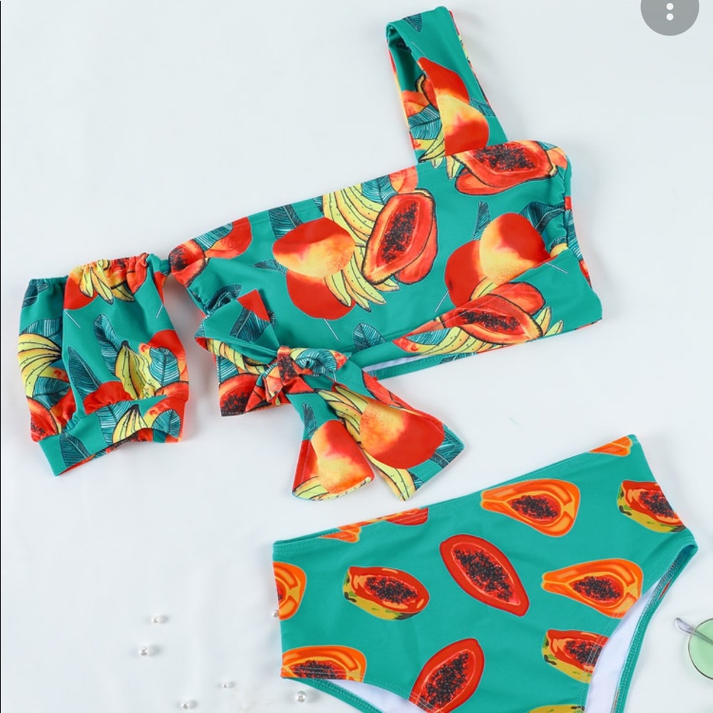 Sale 💥💥💥Two Piece Set Sexy Bikini. Size L